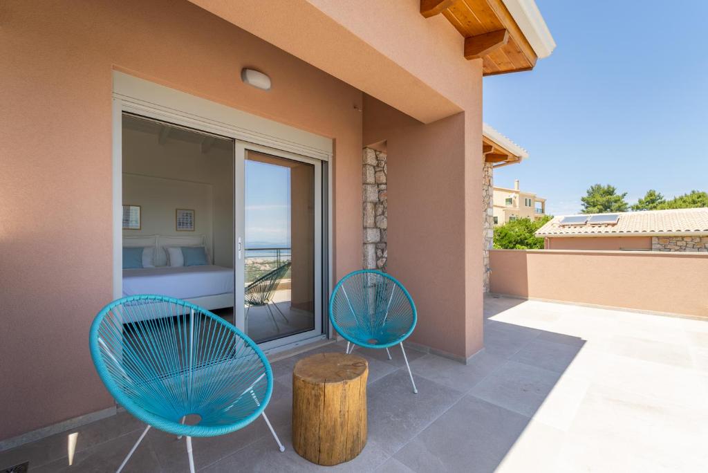 Balkón nebo terasa v ubytování 31 Blue Ionian Villas