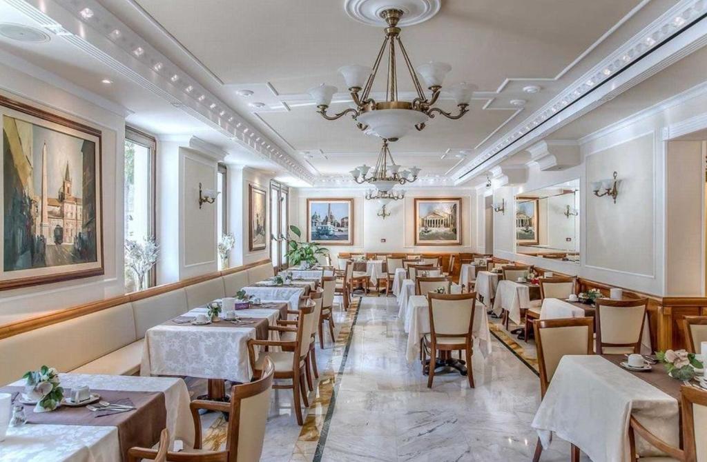 Restaurace v ubytování Tmark Hotel Vaticano