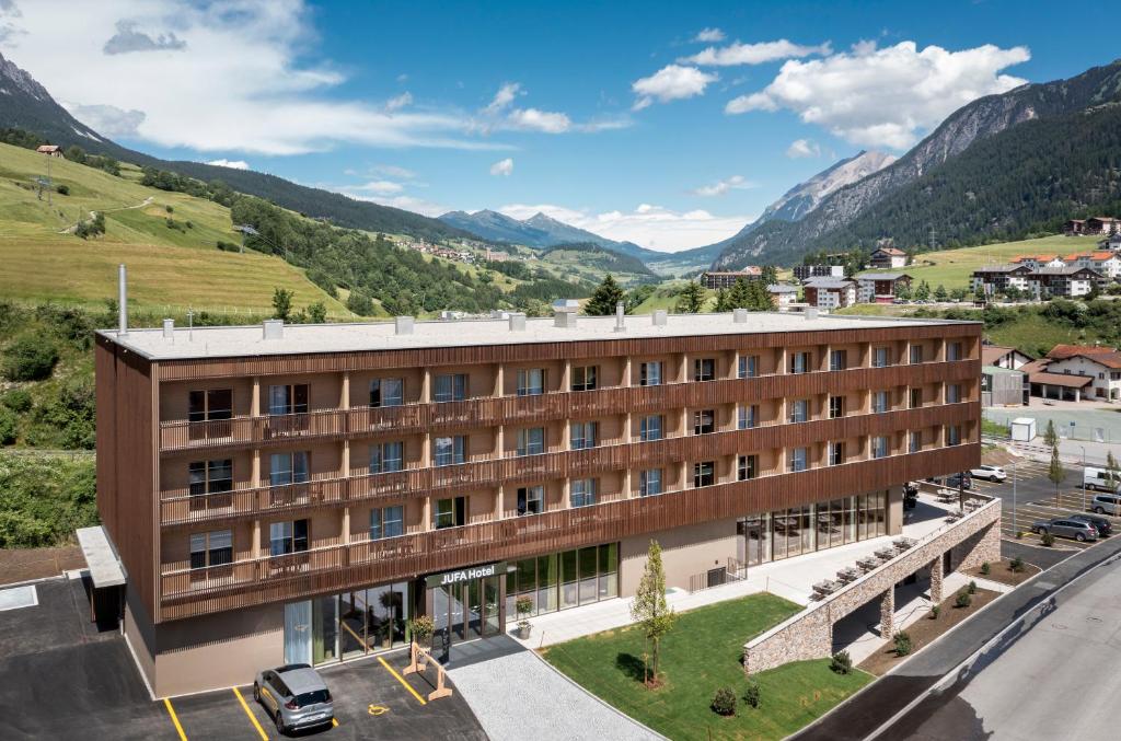 Nespecifikovaný výhled na hory nebo výhled na hory při pohledu z hotelu