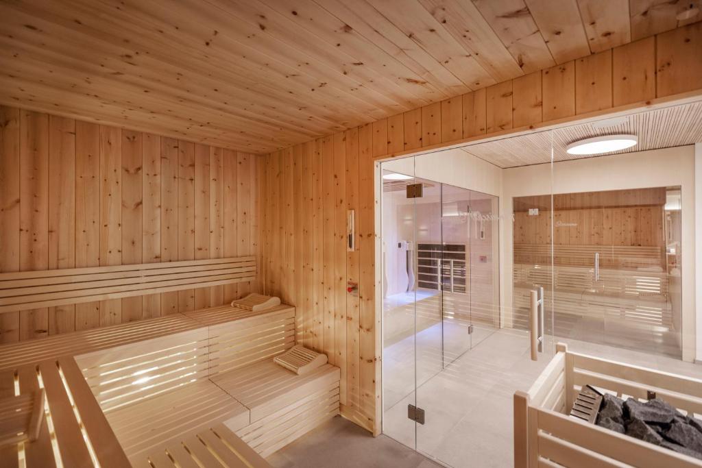 Koupelna v ubytování JUFA Hotel Savognin