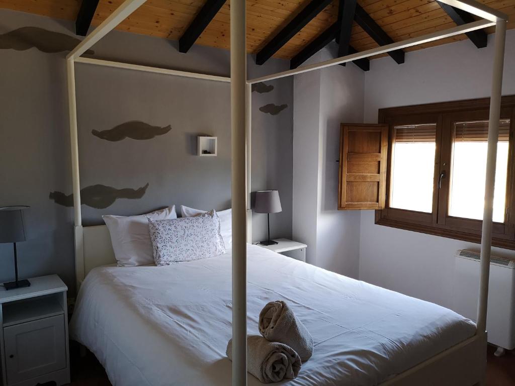 Casa Rural La Casa Blanca del Alto Tajo, Ablanque – Precios ...