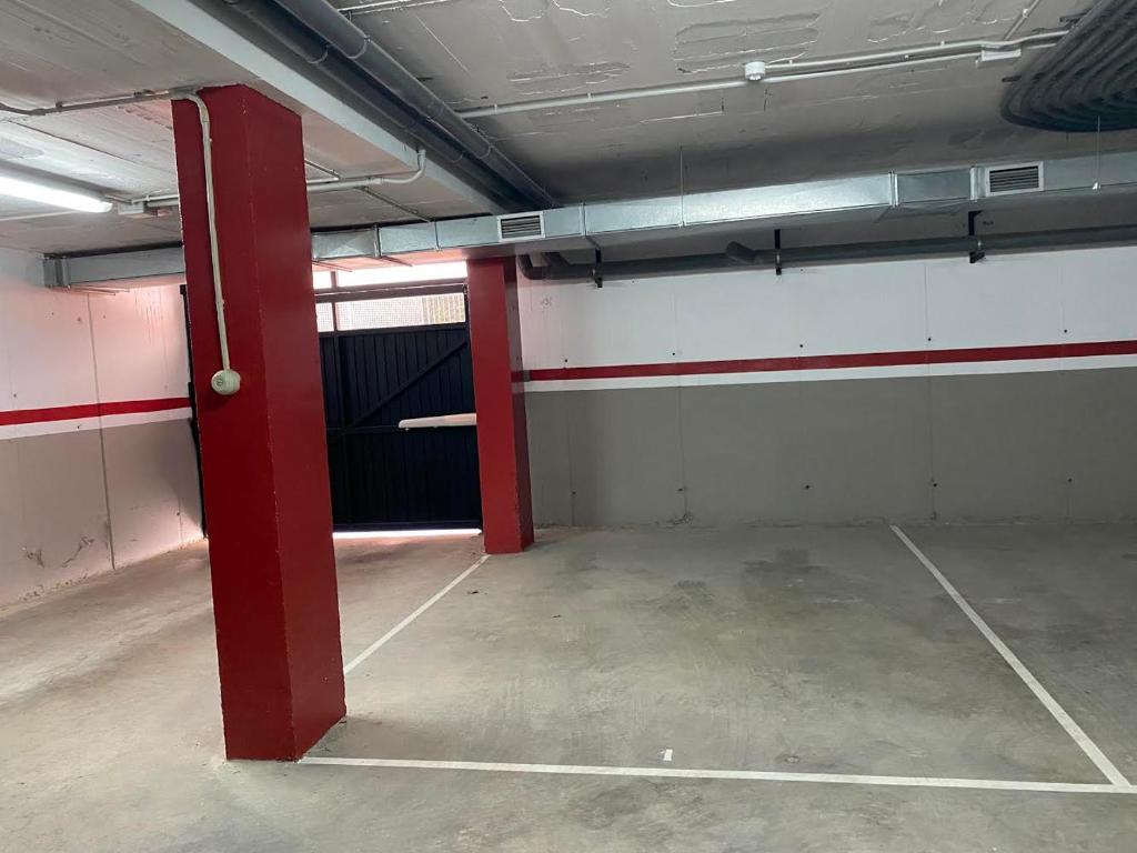 Cal Xera - Acollidora planta baixa amb jardí privat i llar de ...