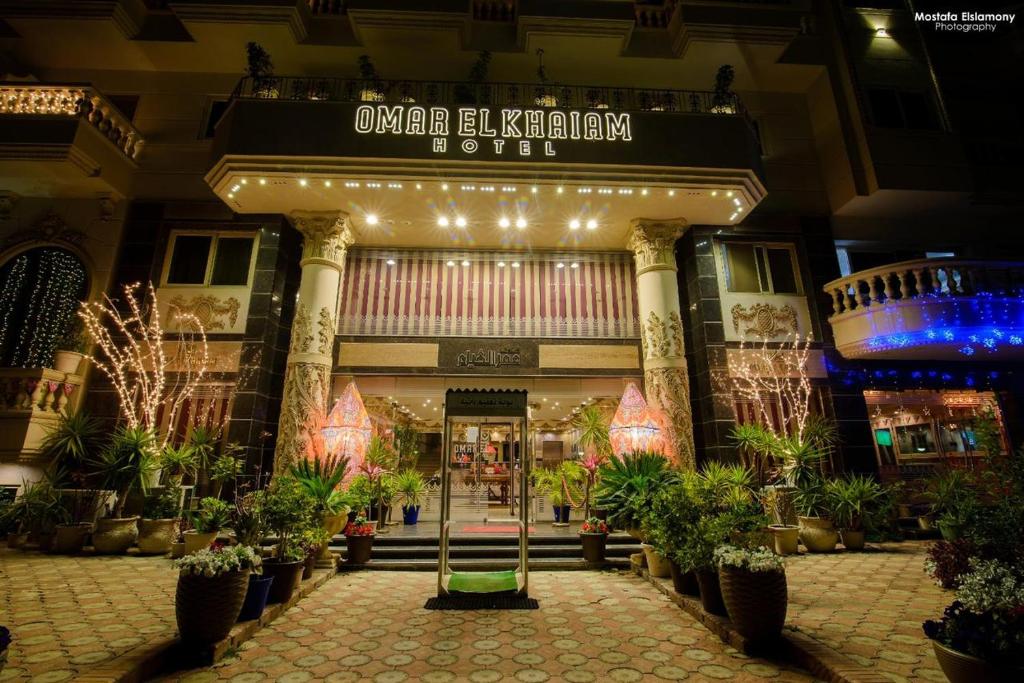 Exteriér nebo vchod ubytování Omar Elkhaiam Hotel