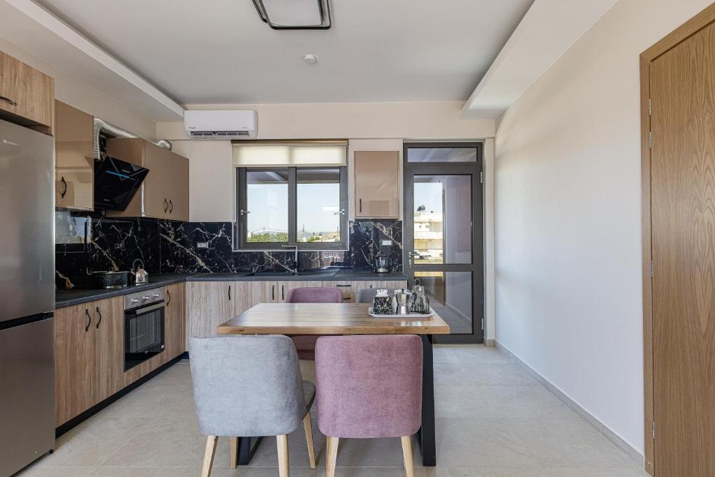 Sapphire Blue Suites - 13