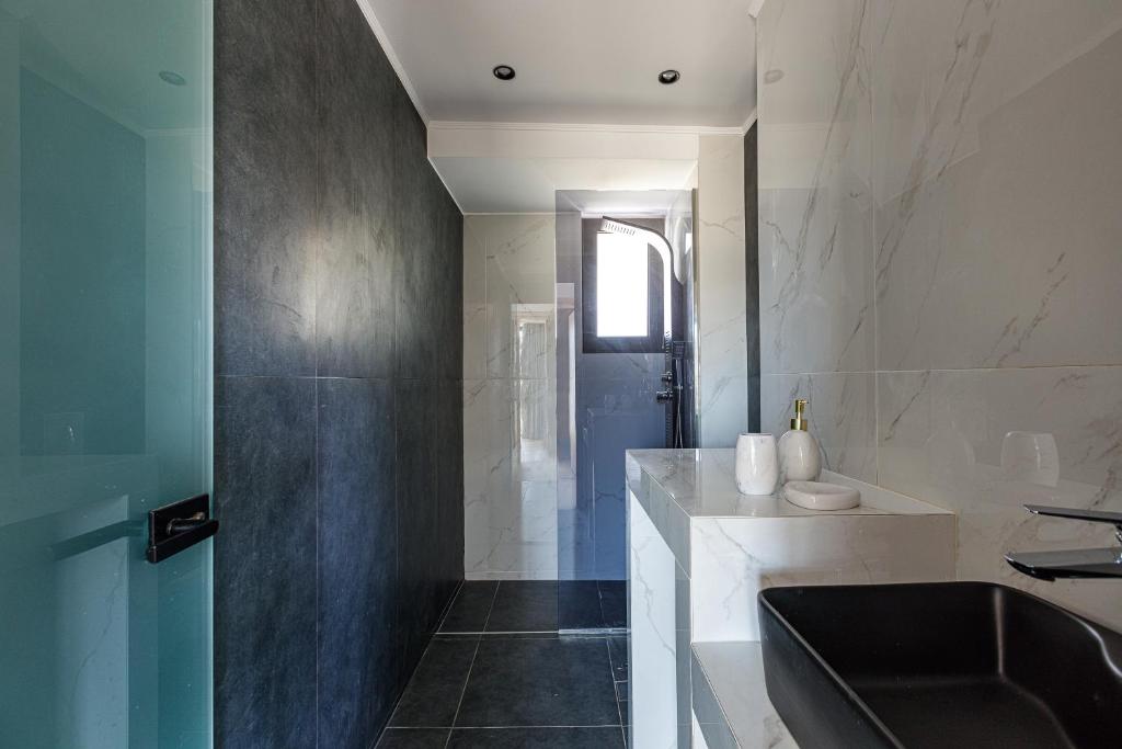 Sapphire Blue Suites - 19