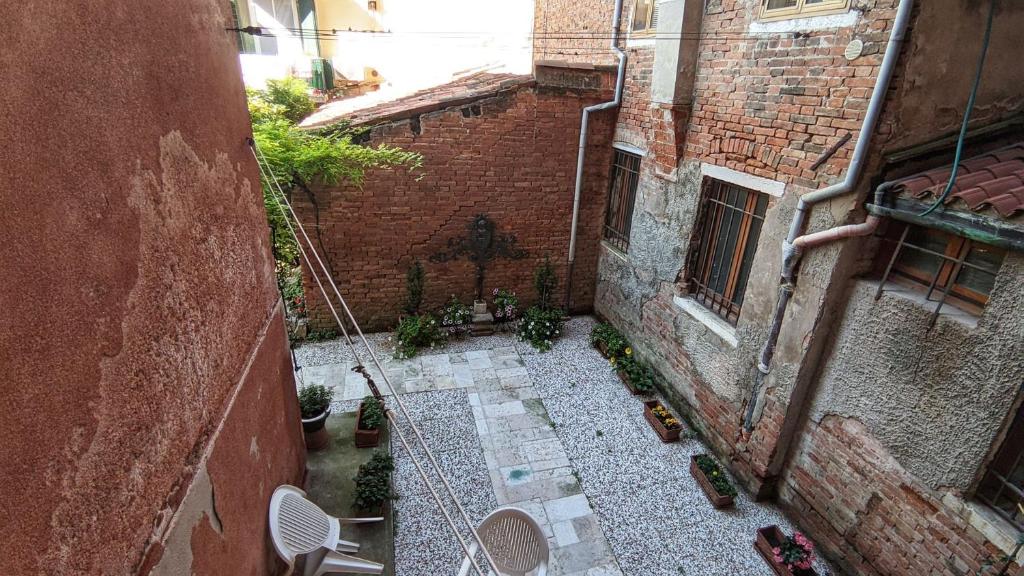 Budynek, w którym mieści się apartament