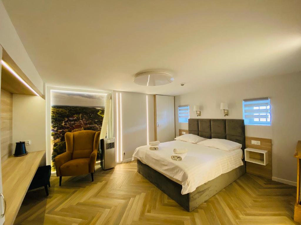 Dawna Synagoga Beitenu - 19