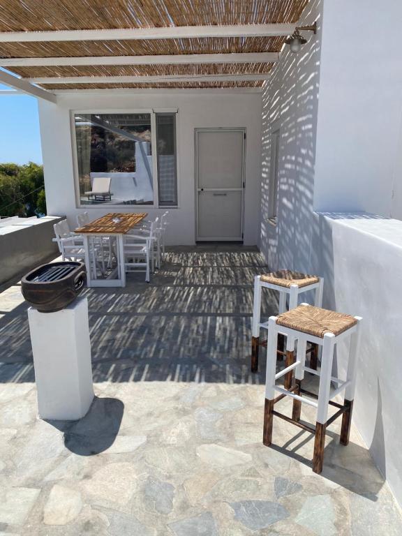 Balkón nebo terasa v ubytování Krios Luxury Suites