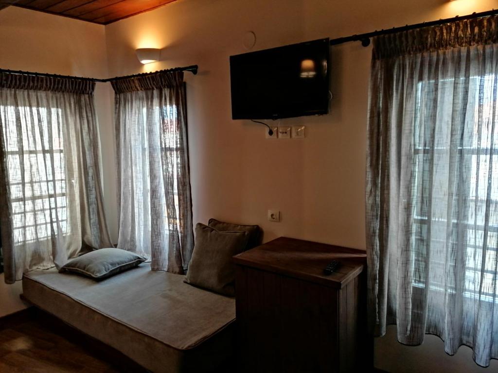 RiverBed Traditional Guest House - 5