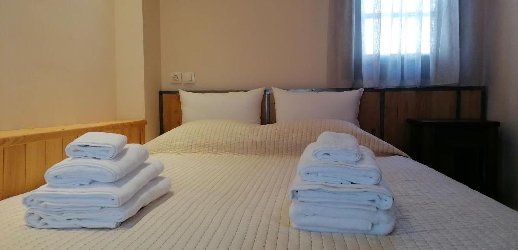 RiverBed Traditional Guest House - 9