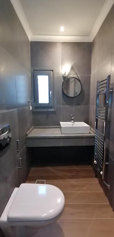 RiverBed Traditional Guest House - 16