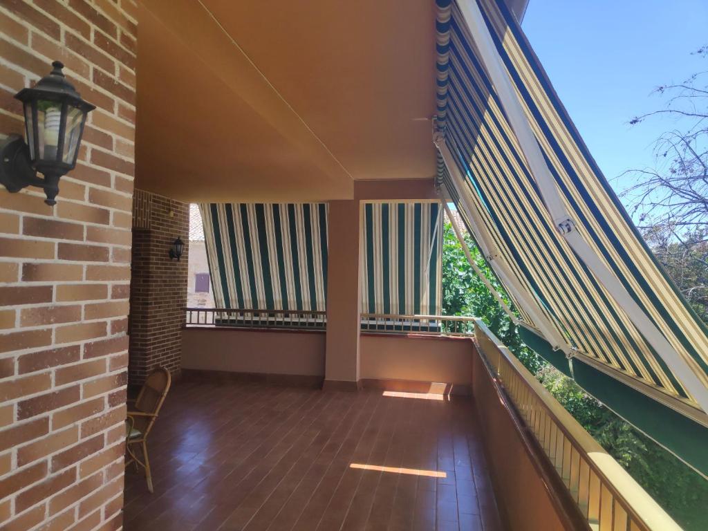 A balcony or terrace at TurJalon - Apartamentos