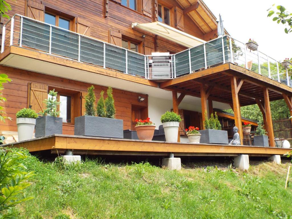 Gite du Chalet Barnabas Relais Motards - Appartement Met Terras