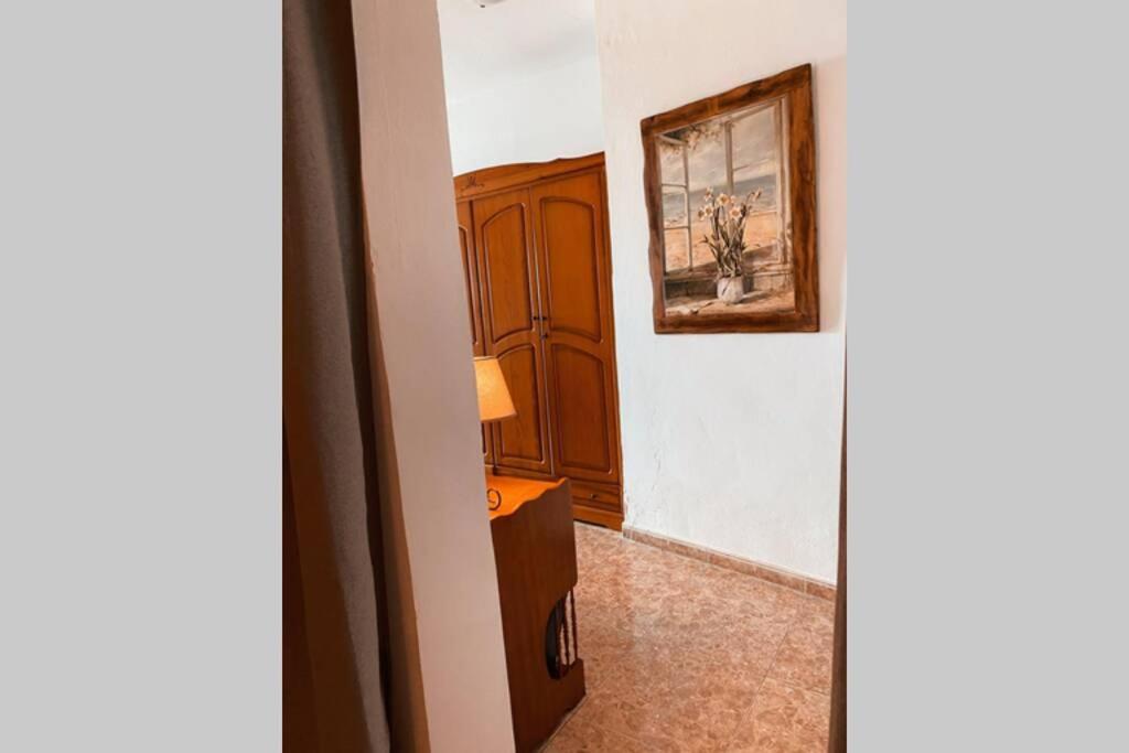 Kép LARGE 90m2 CANARY APARTMENT, NICE VIEW, LOCATION ! szállásáról Puerto de Santiagóban a galériában
