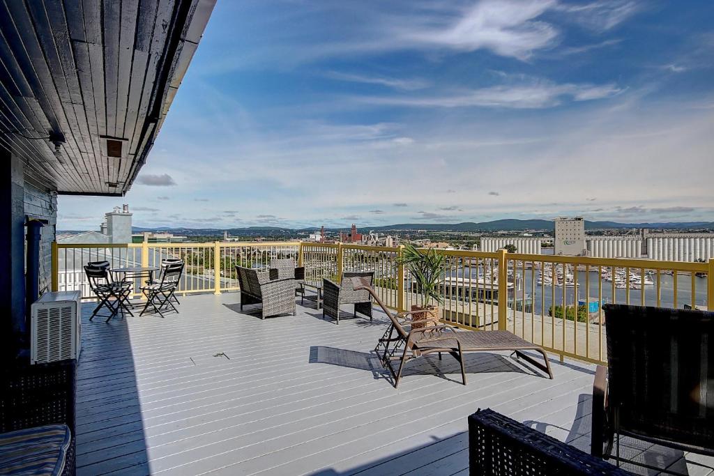 North House - Hôtel Automatisé Manoir des Remparts