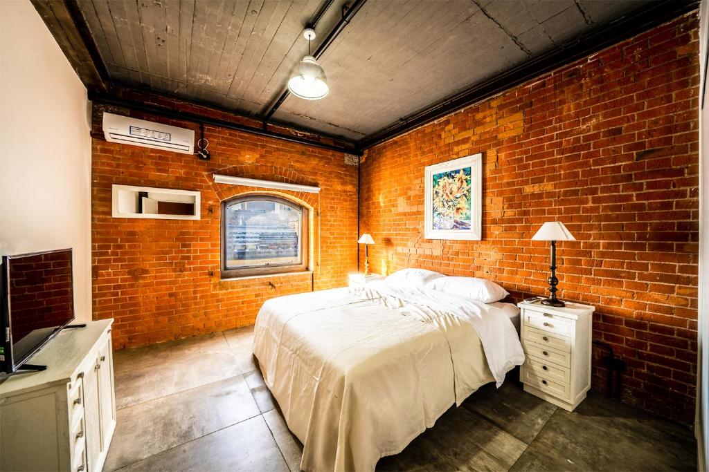 Madero Homes - Two-Bedroom Apartment