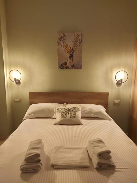 Deni Sea View Apartment - Image 6