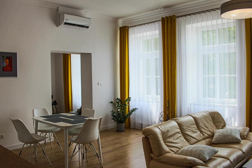 APARTAMENTY PRZY PARKU- Parking GRATIS!!! - 9