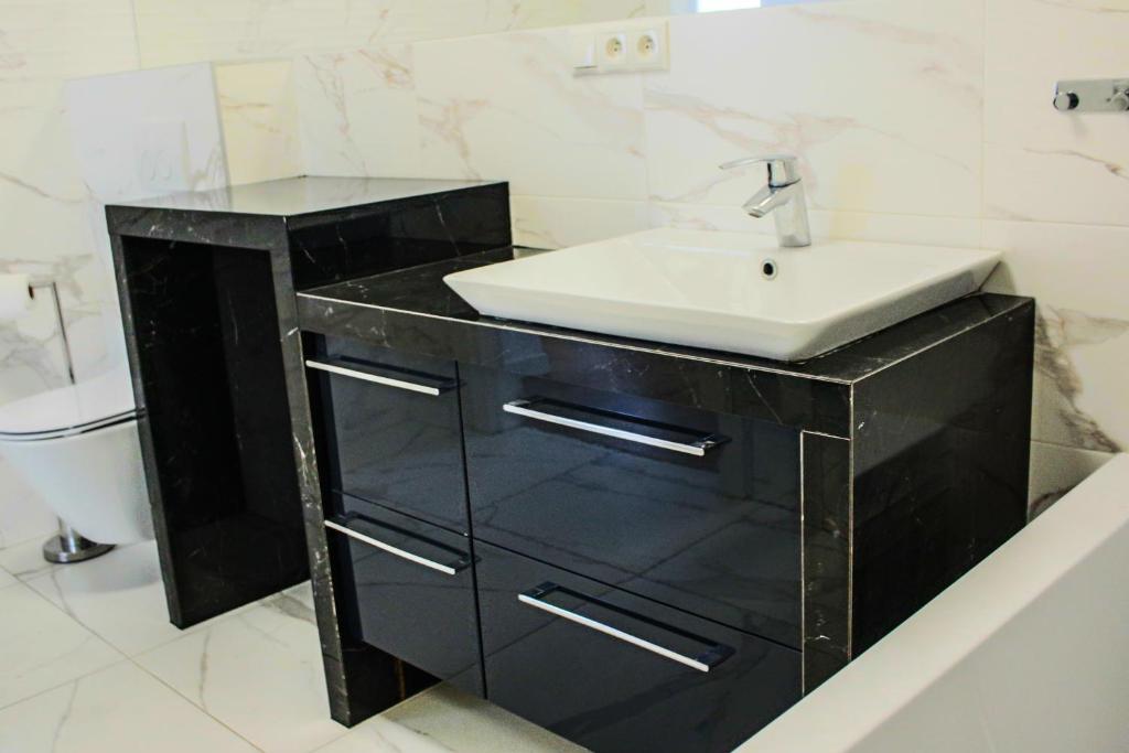 APARTAMENTY PRZY PARKU- Parking GRATIS!!! - 7