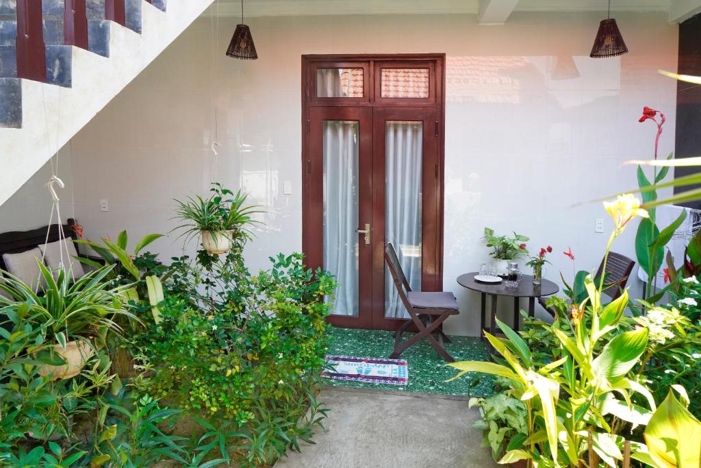 Zahrada ubytování Pink Beach Homestay