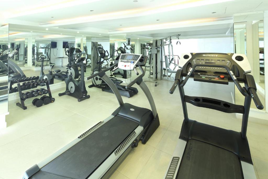 Fitness centrum a/nebo fitness zařízení v ubytování Windsor Rajadhani Hotel