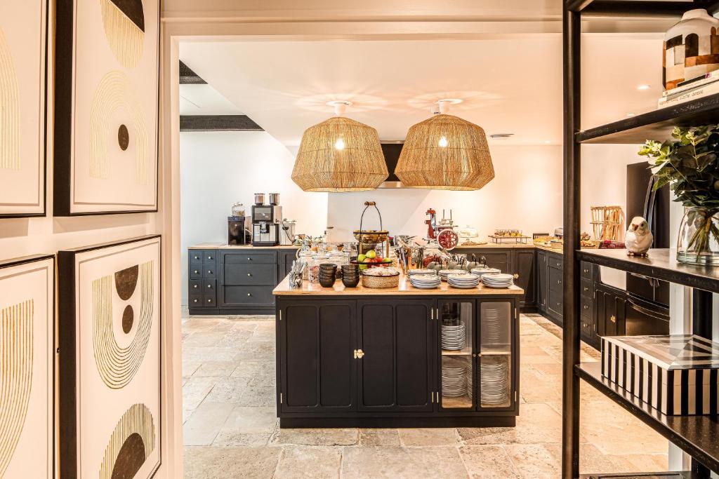 Maisons du Monde Hôtel & Suites - La Rochelle Vieux Port, La Rochelle
