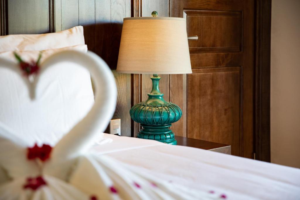 Bai Dinh Riverside Resort & Spa - 8