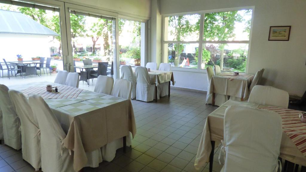 Restaurace v ubytování Hotel Svornost