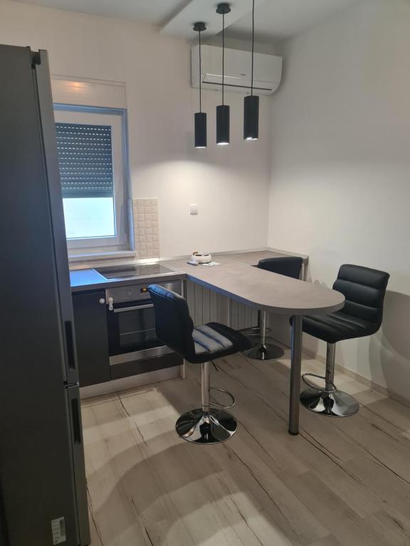 KE-TO Zagreb Airport Rooms - Apartment