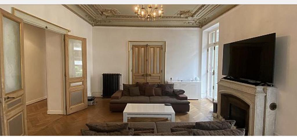 Photo de la galerie de l'établissement Croisette Palais festival 5 minutes , 170 m2 moderne spacious, à Cannes