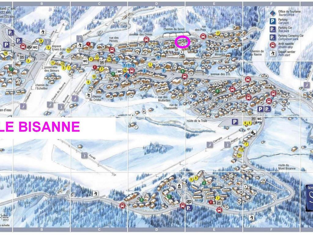 a map of a ski resort with cars at Studio Les Saisies, 1 pièce, 4 personnes - FR-1-293-173 in Les Saisies