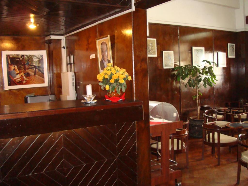 Restaurace v ubytování The Oakwood Hotel