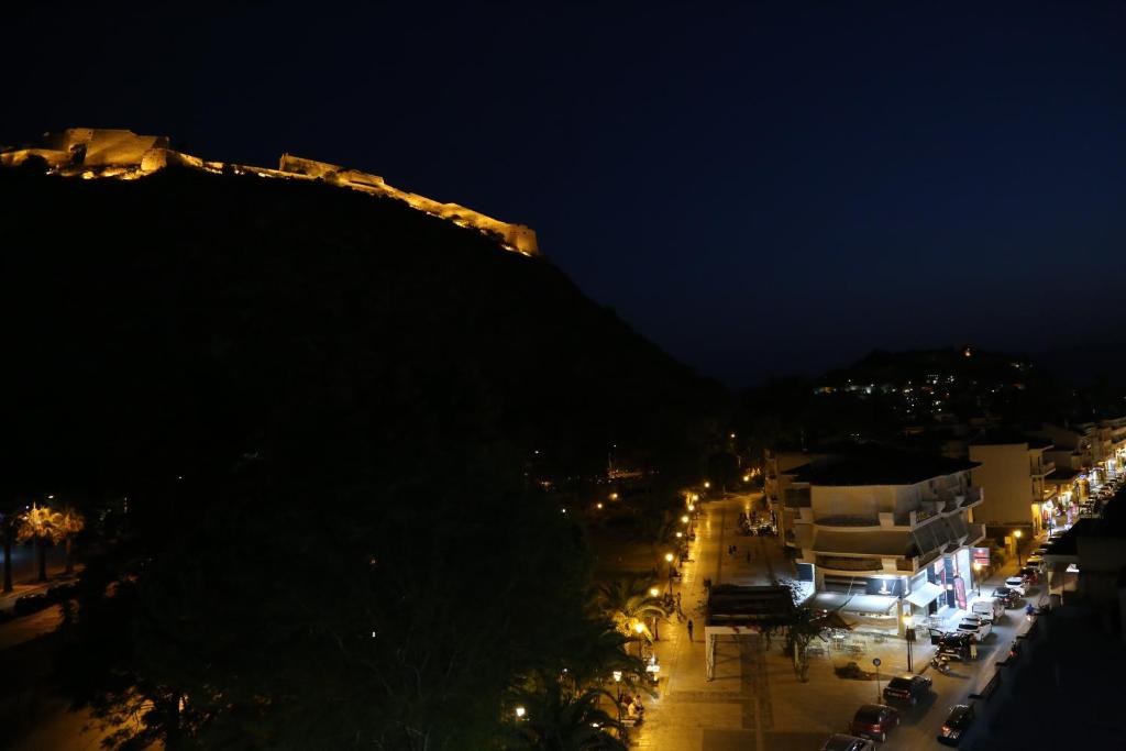 Liberty of Nafplio - Resim 34