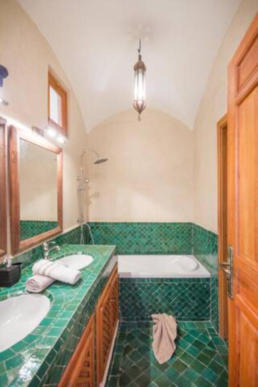Koupelna v ubytování Arabian Riad Marrakech