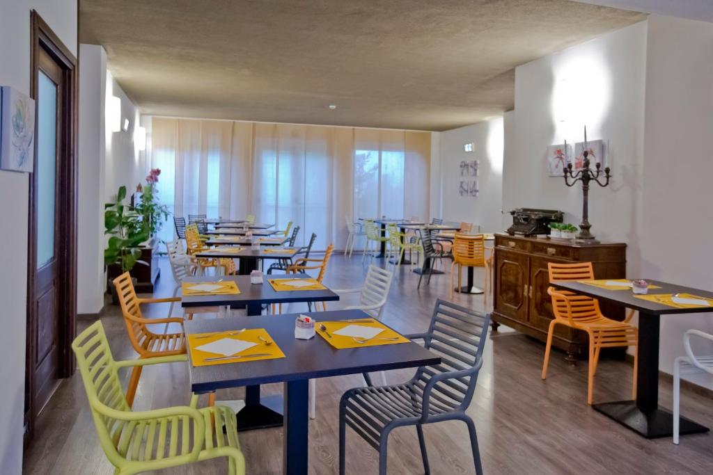 Restaurace v ubytování Hotel Lago di Como