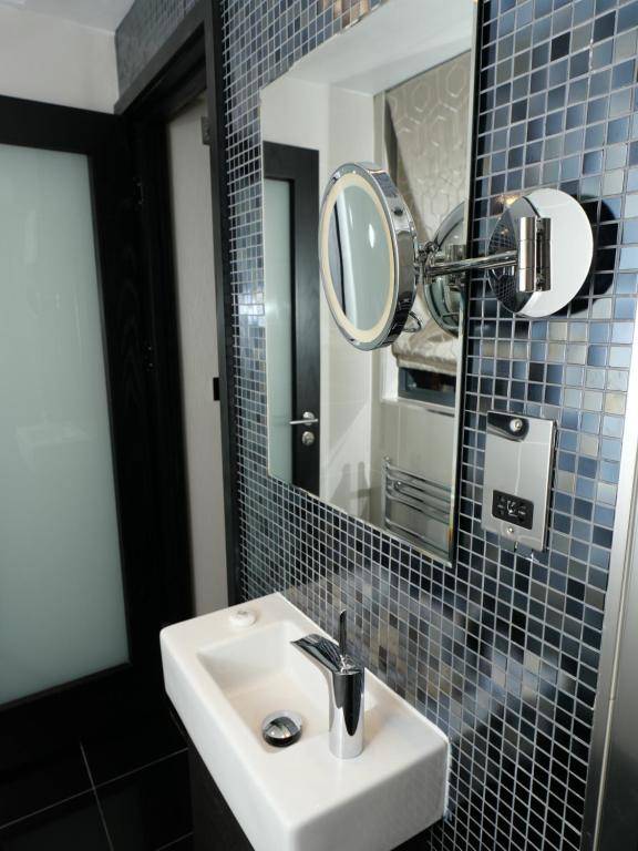 Great St Helen Hotel