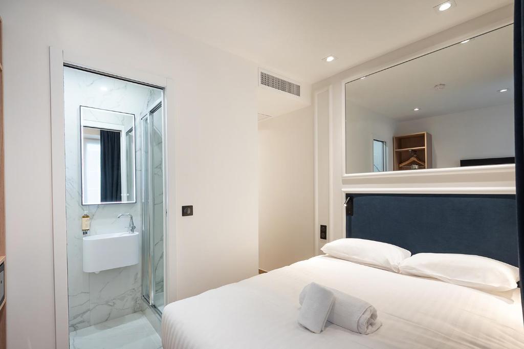 HOTEL AU COEUR DES ARTS ET METIERS - Resim 42