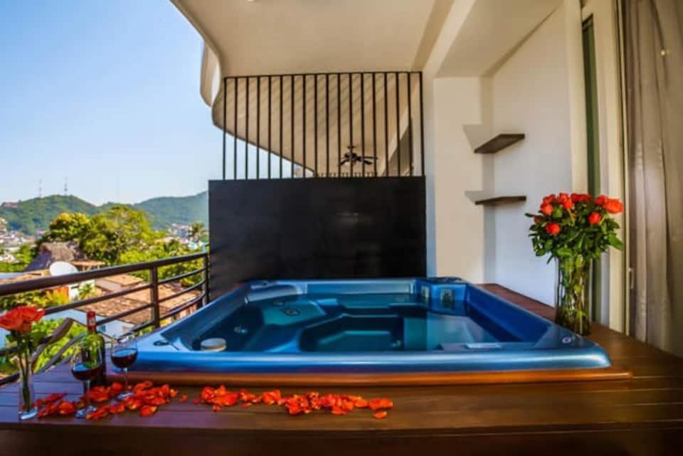 Luxury Pinnacle with jacuzzi, Puerto Vallarta – Precios actualizados 2023