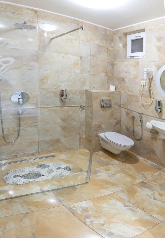 Vannituba majutusasutuses Guest House Ćiro