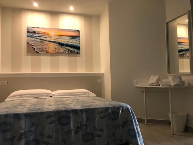 Hotel La Rosetta Scauri - Double Room With Balcony And Sea View