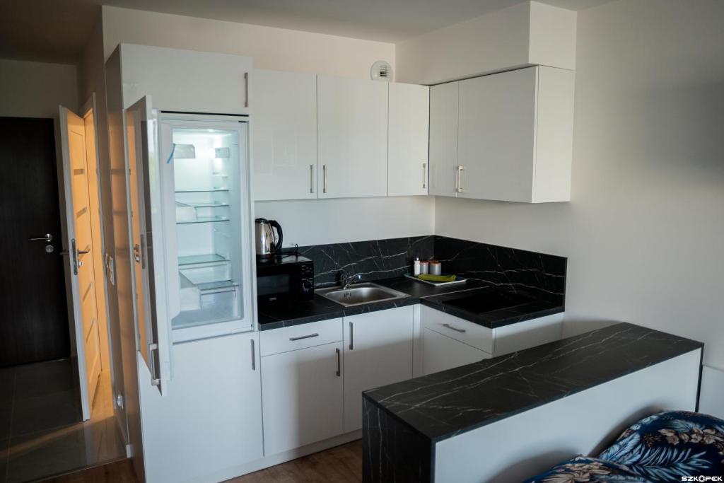 Wyszyńskiego 10 - 13