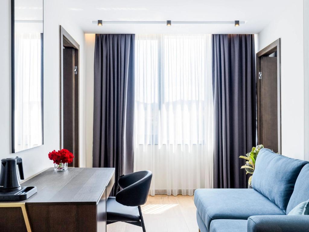 Posezení v ubytování Mövenpick Hotel Lalez Durres