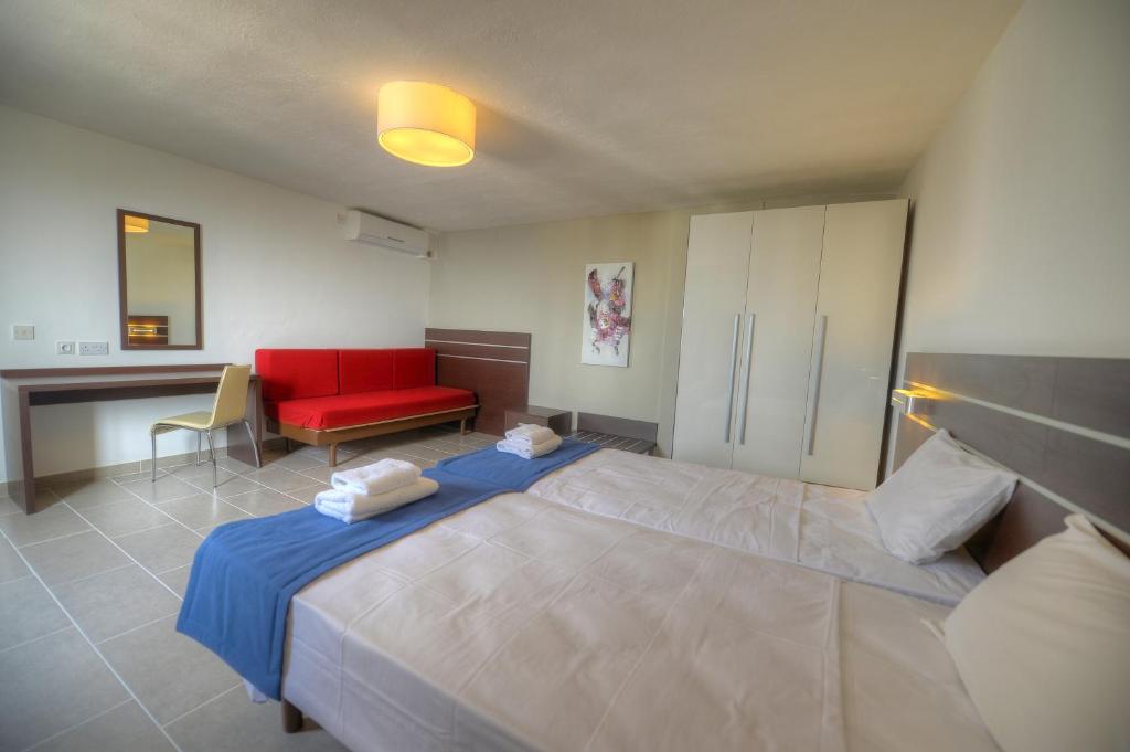 Luna Holiday Complex - Superior Family Apartment