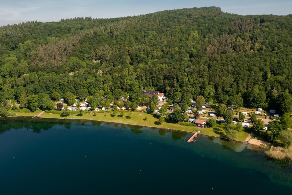 Camping RCN Laacher See (Duitsland Wassenach) - Booking.com