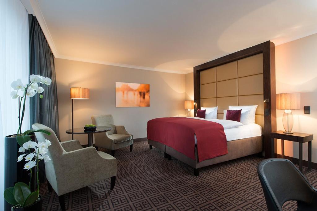 Hotel Palace Berlin - 4