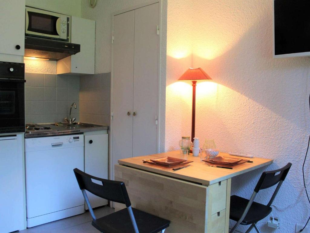 Appartement Vars, 1 pièce, 2 personnes - FR-1-330B-118