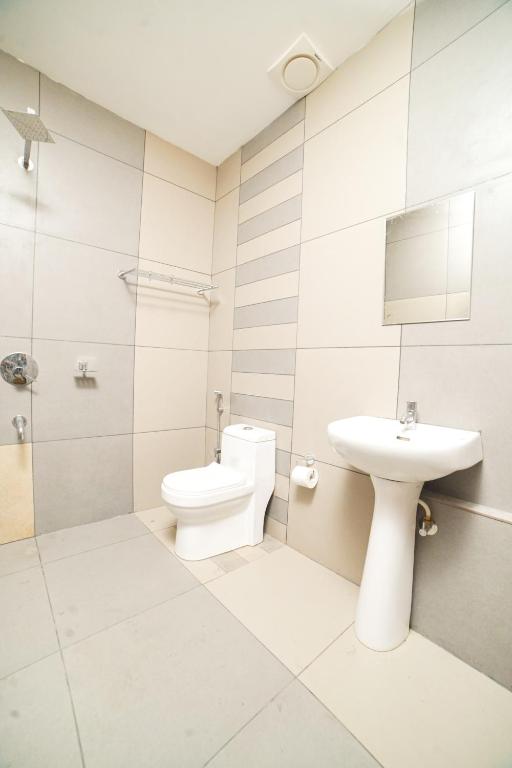 Oceana Hills Residency - Habitación Doble De Lujo Con Balcón