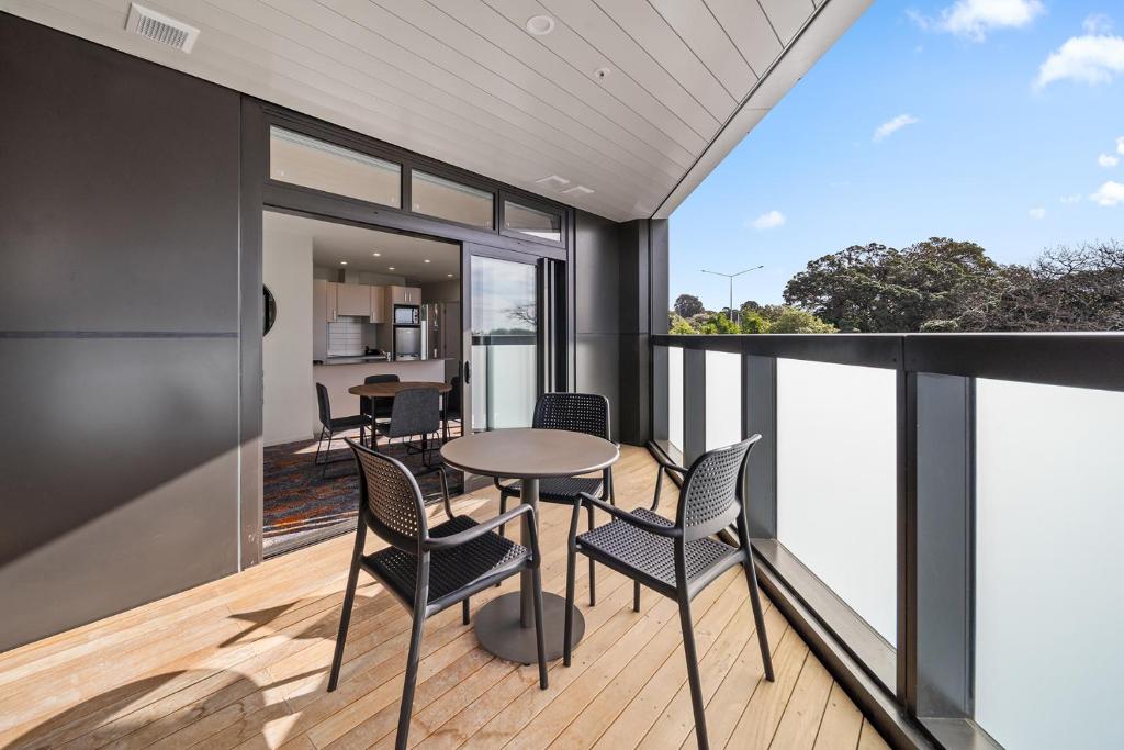 Ramada by Wyndham Newmarket Auckland - Resim 35