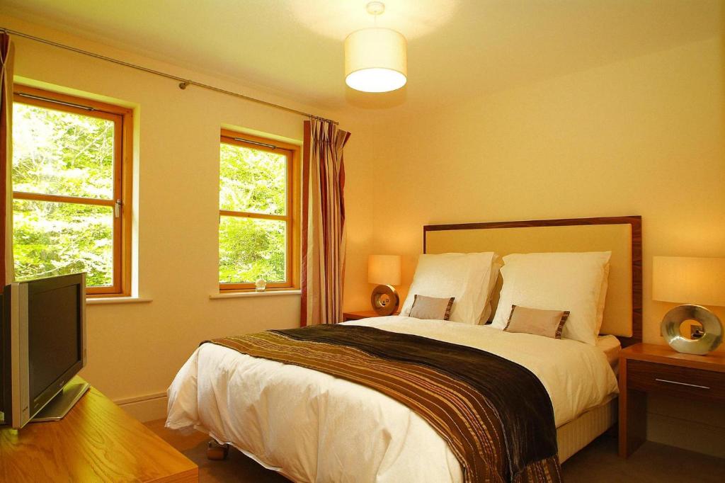 Postel nebo postele na pokoji v ubytování Holiday Resort Fota Island