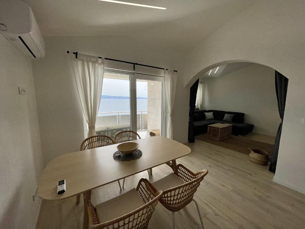 Posezení v ubytování Lambda Holiday Apartments